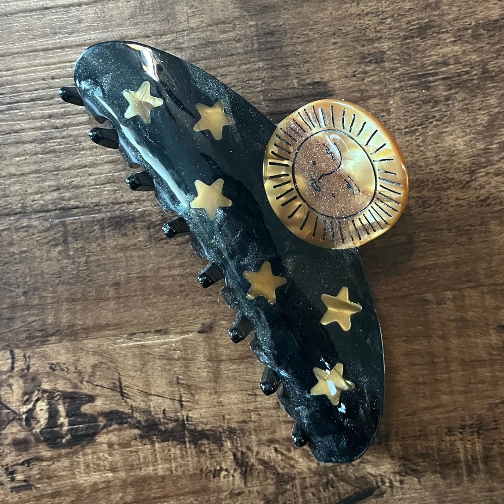 🌙✨ Celestial Sun & Stars Claw Hair Clip | Black & Gold ✨🌙